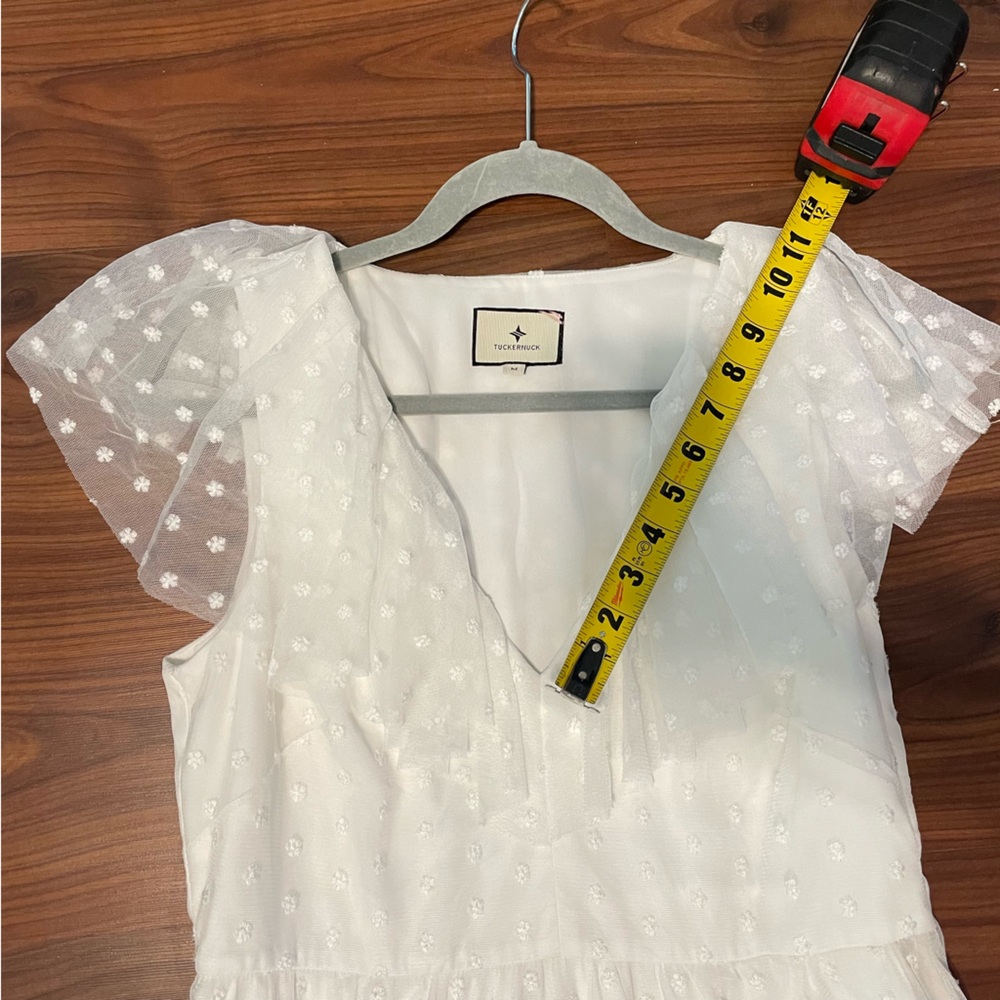 Tuckernuck, Blanc Giselle Tulle Gown, Medium - Picture 8 of 13